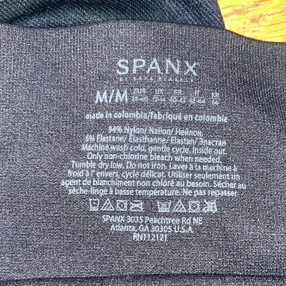 Spanx camo leggings size M - Picture 6 of 6
